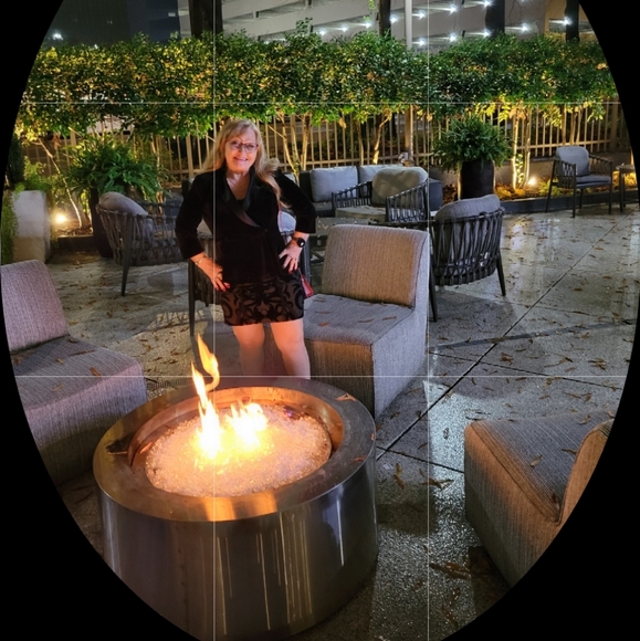 Meet your Posher, Marlene - Picture 1 of 1